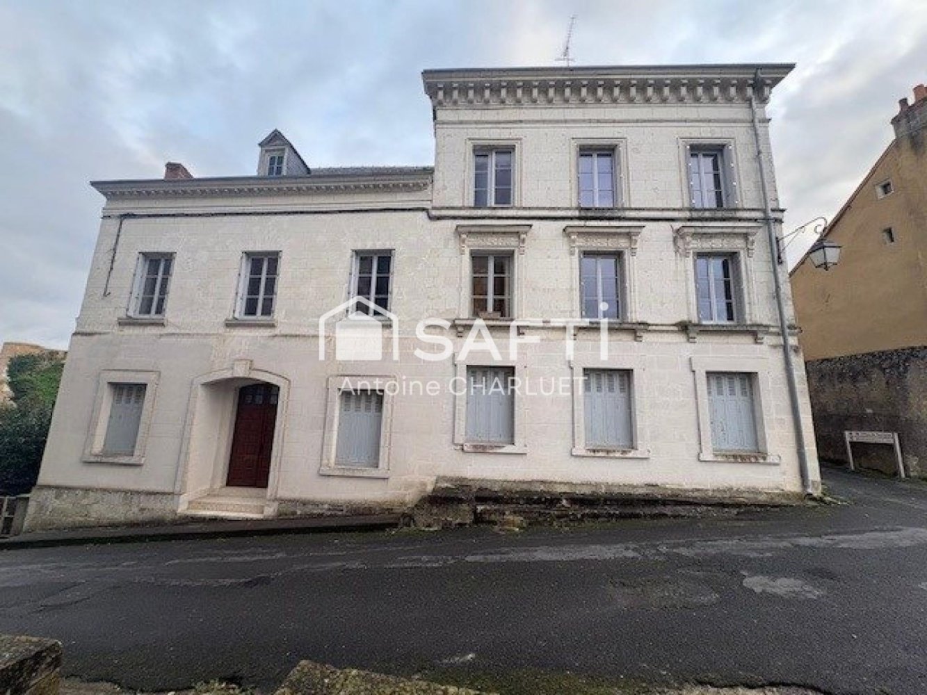 Villa T7 em Chatillon-sur-Indre, France N.º 50541