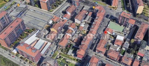 2 bedrooms Apartment in Turin, Italy No. 10384 5