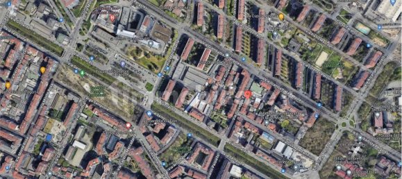 2 bedrooms Apartment in Turin, Italy No. 10384 7