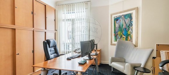 259m² Office in Paris, France No. 162017 17