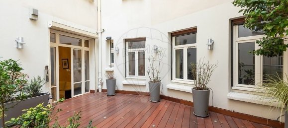 259m² Office in Paris, France No. 162017 16