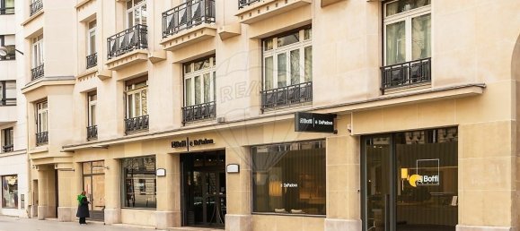 259m² Office in Paris, France No. 162017 11