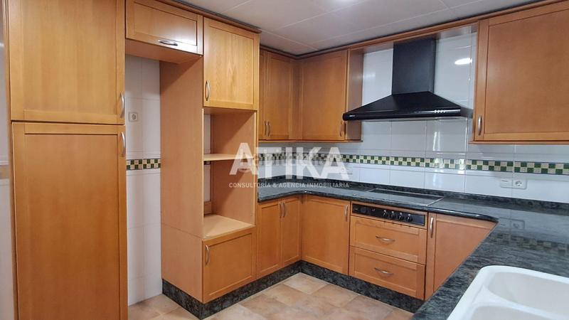 4 bedrooms Apartment in Ontinyent, Spain No. 197467