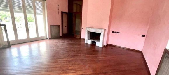 Вилла с 6 спальнями в Комо, Италия № 63853 7