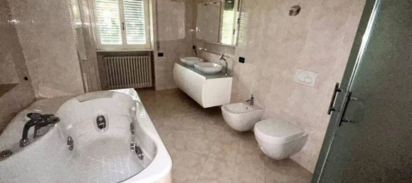 Вилла с 6 спальнями в Комо, Италия № 63853 13