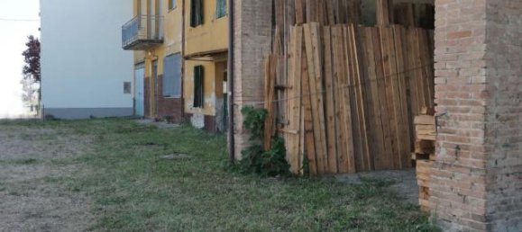 Casa de 6 habitaciónes en Torrile, Italy No. 237689 38