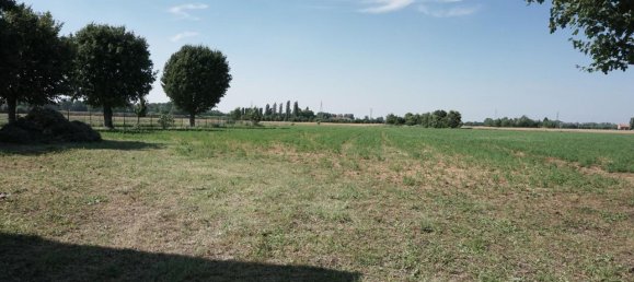 Casa de 6 habitaciónes en Torrile, Italy No. 237689 17