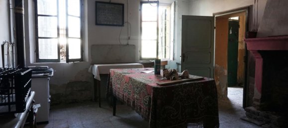 Casa de 6 habitaciónes en Torrile, Italy No. 237689 23