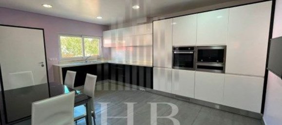 4 bedrooms House in Rio de Mouro, Portugal No. 113555 18