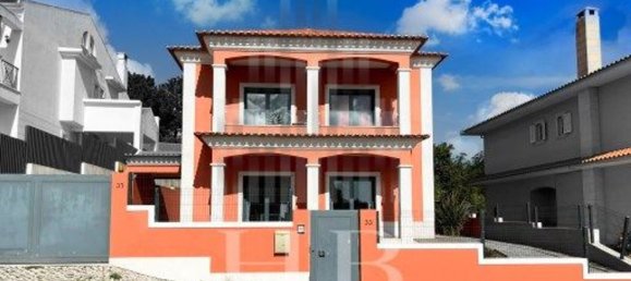 4 bedrooms House in Rio de Mouro, Portugal No. 113555 3