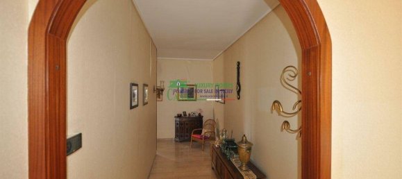3 bedrooms Apartment in Ragusa, Italy No. 350870 3