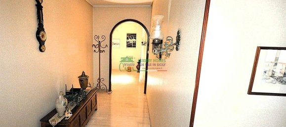 3 bedrooms Apartment in Ragusa, Italy No. 350870 4