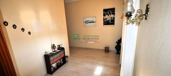 3 bedrooms Apartment in Ragusa, Italy No. 350870 7