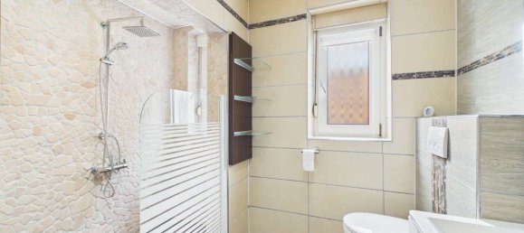 2 bedrooms Apartment in Schwandorf, Germany No. 233937 3