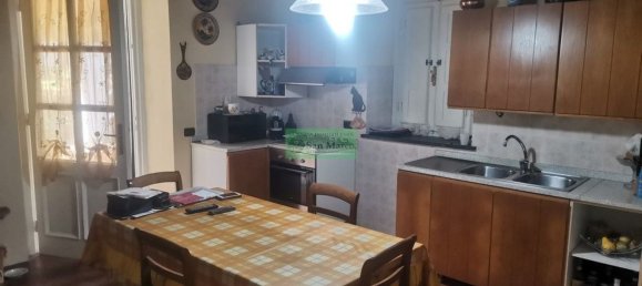 10 rooms House in Lucca, Italy No. 42744 5