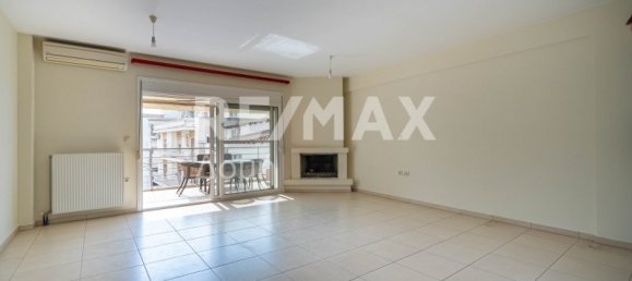 2 bedrooms Apartment in Magnesia, Greece No. 8989 2