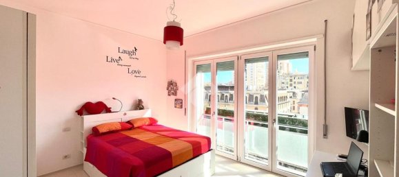 2 bedrooms Apartment in Genoa, Italy No. 353034 18