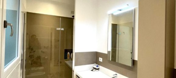 2 bedrooms Apartment in Genoa, Italy No. 353034 23