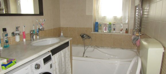 1 bedroom Apartment in Carrara, Italy No. 31101 16