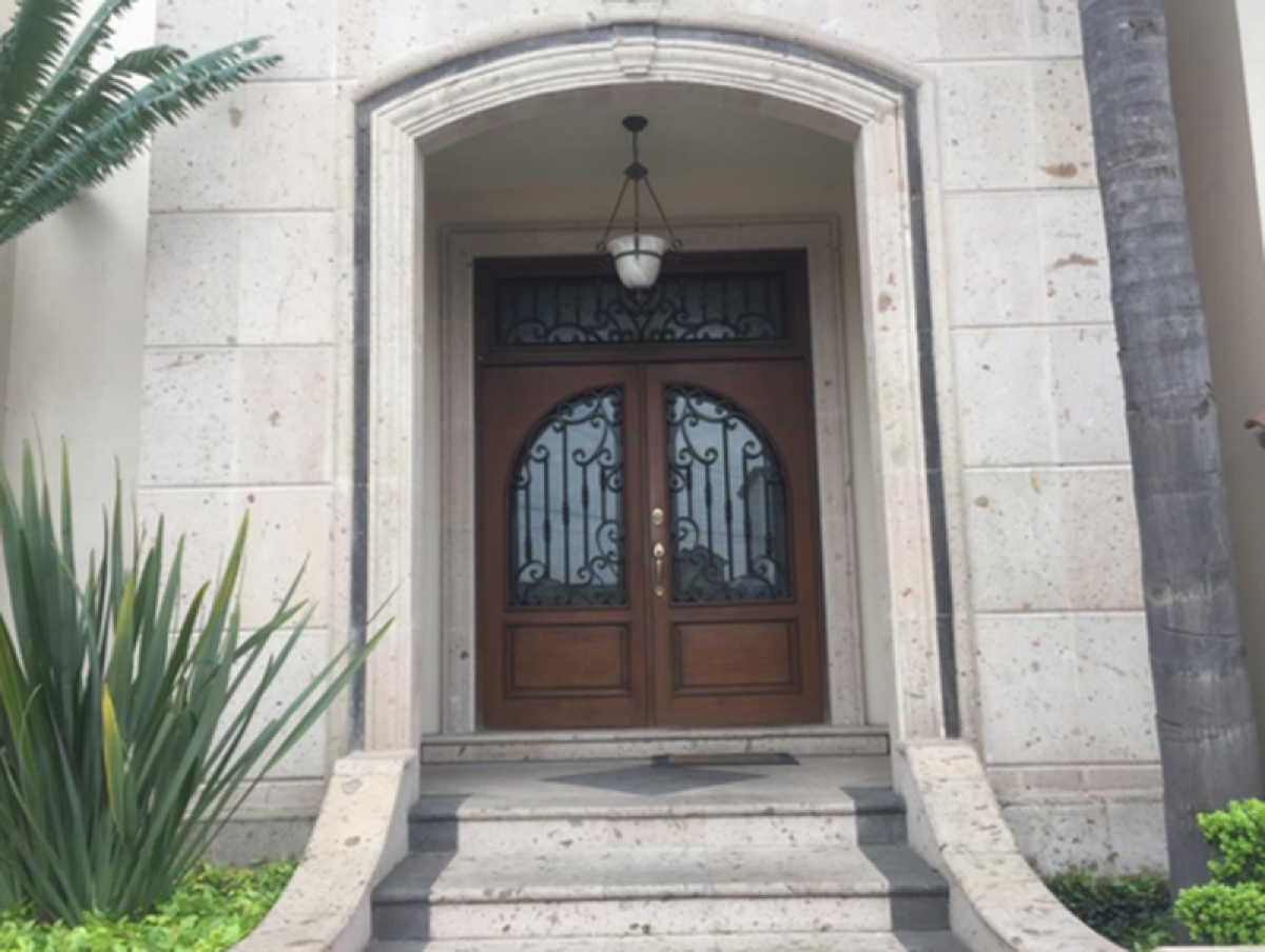 Casa T4 em Nuevo Leon, Mexico N.º 158981