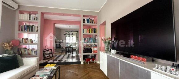 Квартира с 2 спальнями в Марьяно Коменсе, Италия № 308322 24