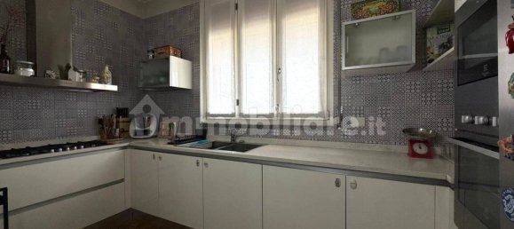 Квартира с 2 спальнями в Марьяно Коменсе, Италия № 308322 17