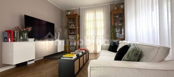 Квартира с 2 спальнями в Марьяно Коменсе, Италия № 308322 26