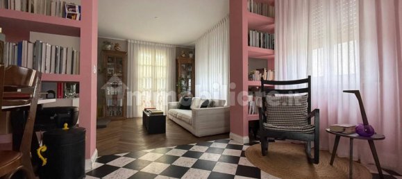 Квартира с 2 спальнями в Марьяно Коменсе, Италия № 308322 19