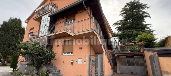 Квартира с 2 спальнями в Марьяно Коменсе, Италия № 308322 11