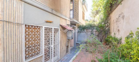 Квартира с 3 комнатами в Рим, Италия № 35970 31