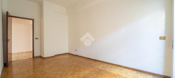 Квартира с 3 комнатами в Рим, Италия № 35970 5