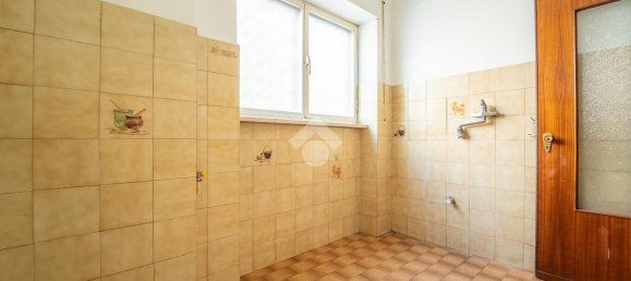 Квартира с 3 комнатами в Рим, Италия № 35970 15