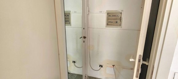 Imóvel comercial em Canegrate, Italy 40 m² N.º 79444 15