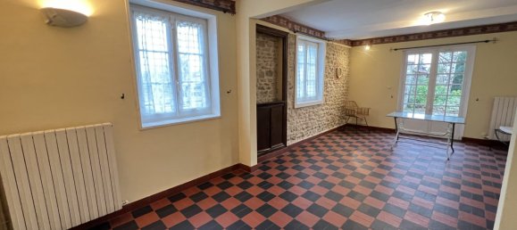 3 bedrooms House in Anet, France No. 74154 11