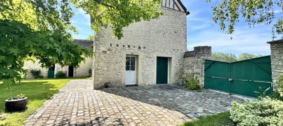 3 bedrooms House in Anet, France No. 74154 6