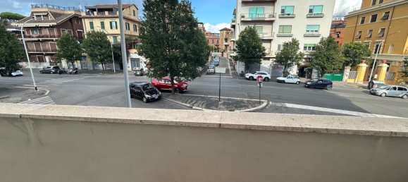 3 bedrooms Apartment in Rome, Italy No. 318470 18