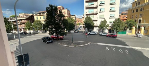 3 bedrooms Apartment in Rome, Italy No. 318470 19