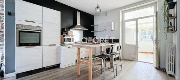 4 bedrooms House in Cholet, France No. 310092 2