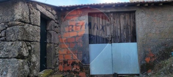 2 bedrooms House in Tondela, Portugal No. 169525 3