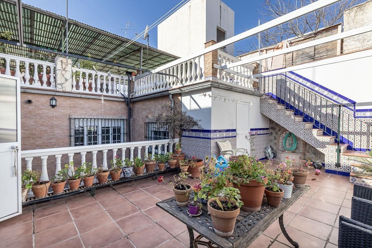 Таунхаус с 5 спальнями в Гранада, Испания № 144407