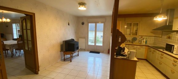 5 Schlafzimmer Haus in Nogent-le-Rotrou, France, Nr. 76754 9