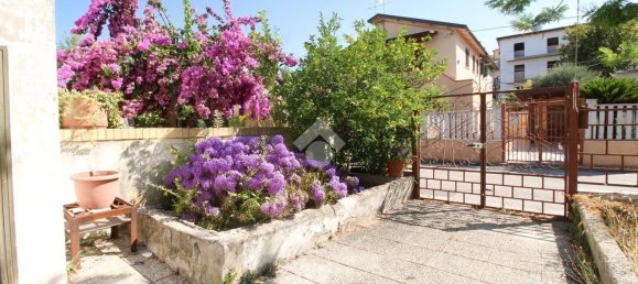 3غرفة منزل في Ortona, Italy رقم 308070 2