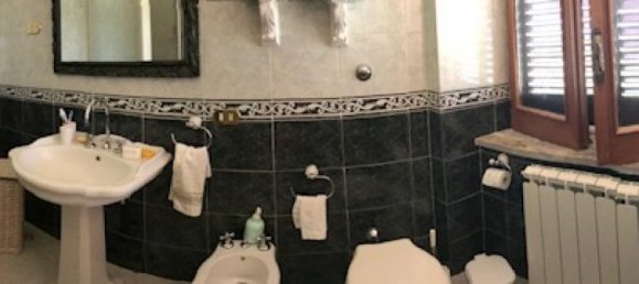 6 bedrooms House in Cassano Irpino, Italy No. 98 9