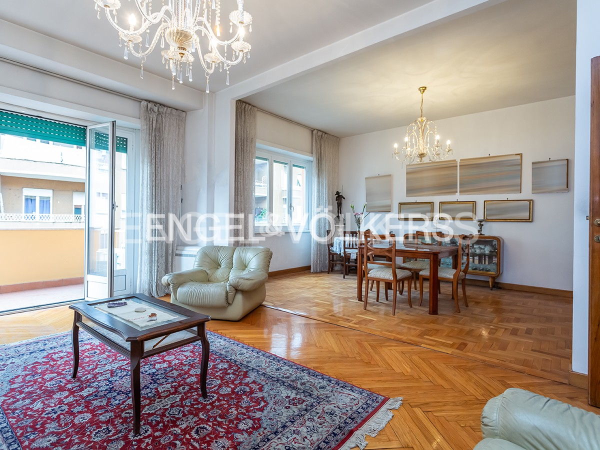2 bedrooms Apartment in Rome, Italy No. 68736