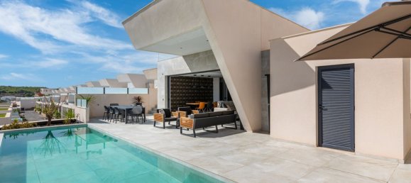 5 bedrooms Villa in Ciudad Quesada, Spain No. 184783 3