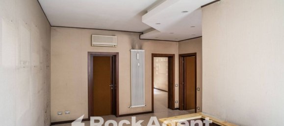 3 غرف نوم شقة في Pavia, Italy رقم 304574 2