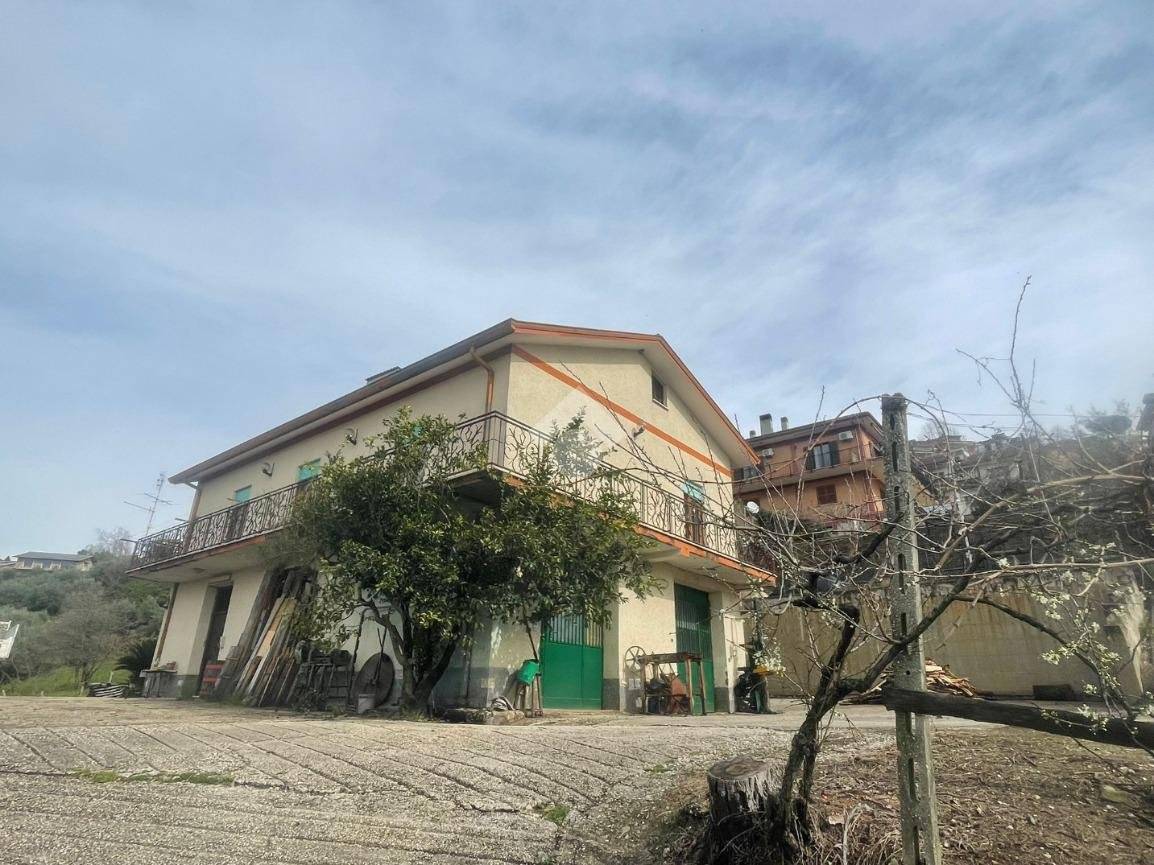 Villa de 3 dormitorios en Olevano Romano, Italy No. 196751