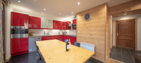 2 bedrooms Apartment in Morzine, France No. 1229 4