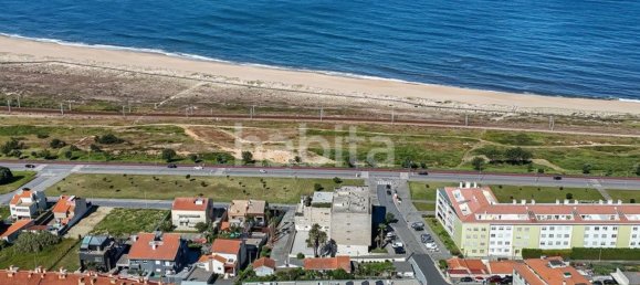 3 bedrooms Apartment in Sao Felix da Marinha, Portugal No. 111424 3