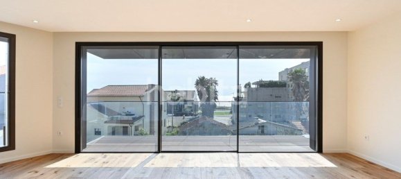 3 bedrooms Apartment in Sao Felix da Marinha, Portugal No. 111424 4